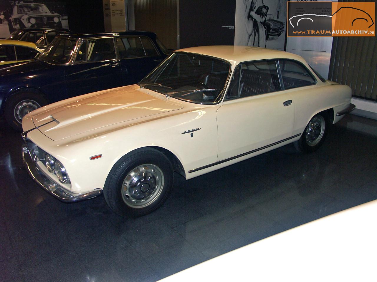 32 - Alfa Romeo 2600 Sprint '1962.jpg 136.3K